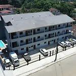 Priscila - Ap23 - Maranduba Ubatuba